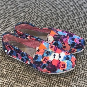 Floral toms